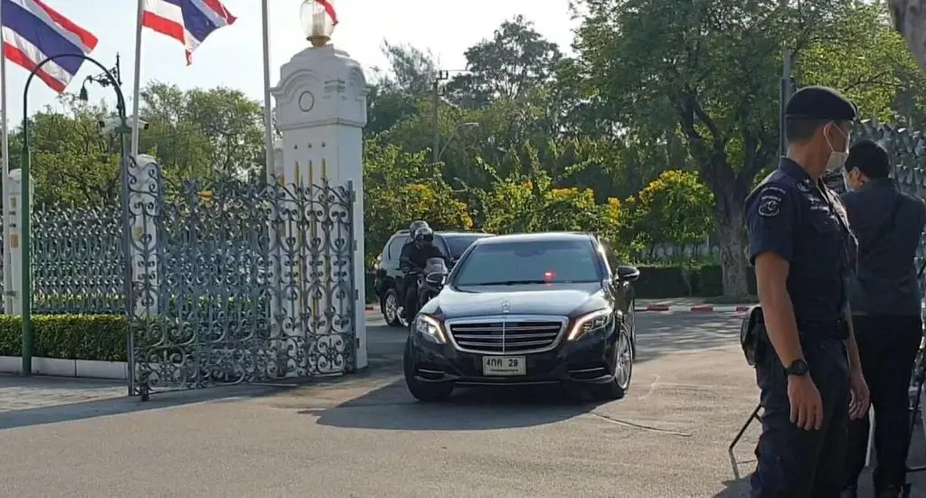 ย้อนดูปรากฏการณ์คอหวยตะลึง! ดวงผู้นำพุ่ง-ส่อรุ่ง ช่วยชาวบ้านถูกหวย