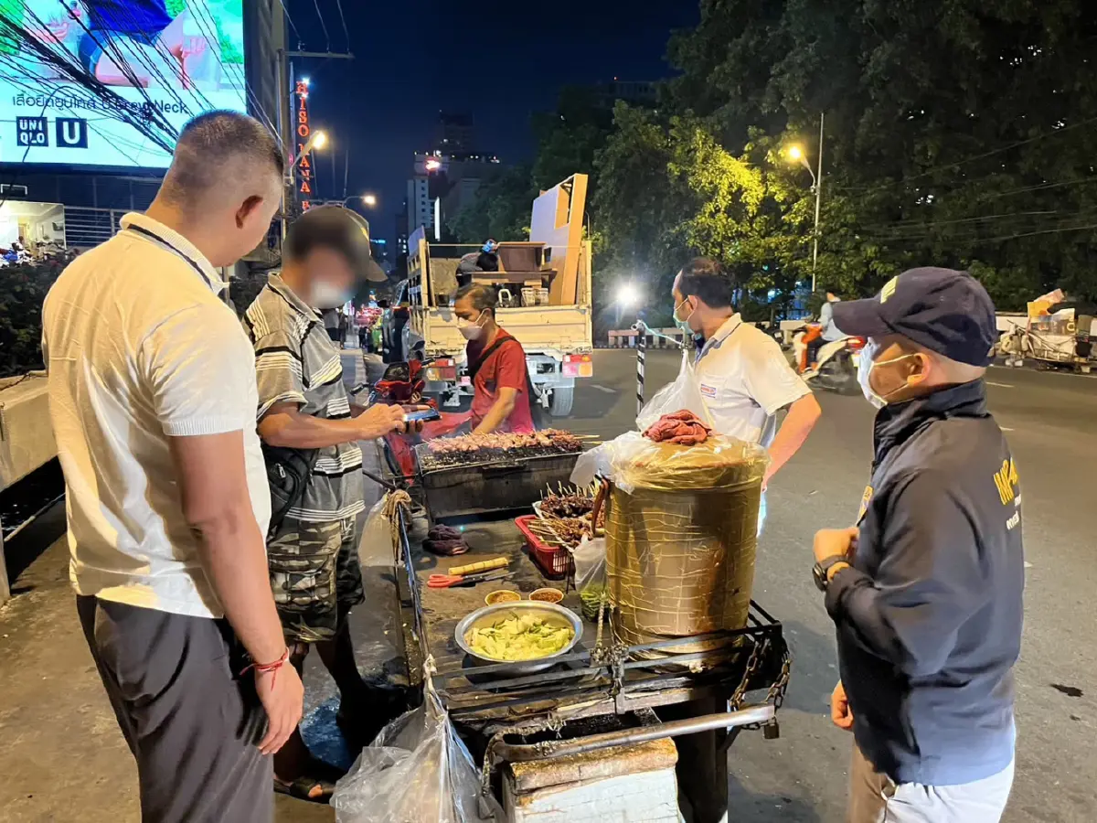 ระดม.ตม.กวาดล้างปิดซอยย่านสุขุมวิท-อโศก จับต่างด้าวผิดกม.