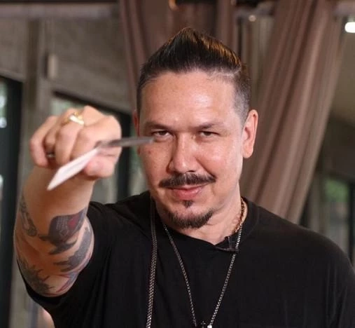 ช็อก “เกริก ชิลเลอร์” ดิ่งหนักป่วยซึมเศร้า คิดโดดตึก-ผูกคอตาย