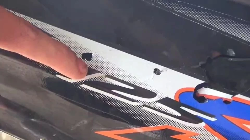 สภาพร่องรอยกระสุนที่ จยย.