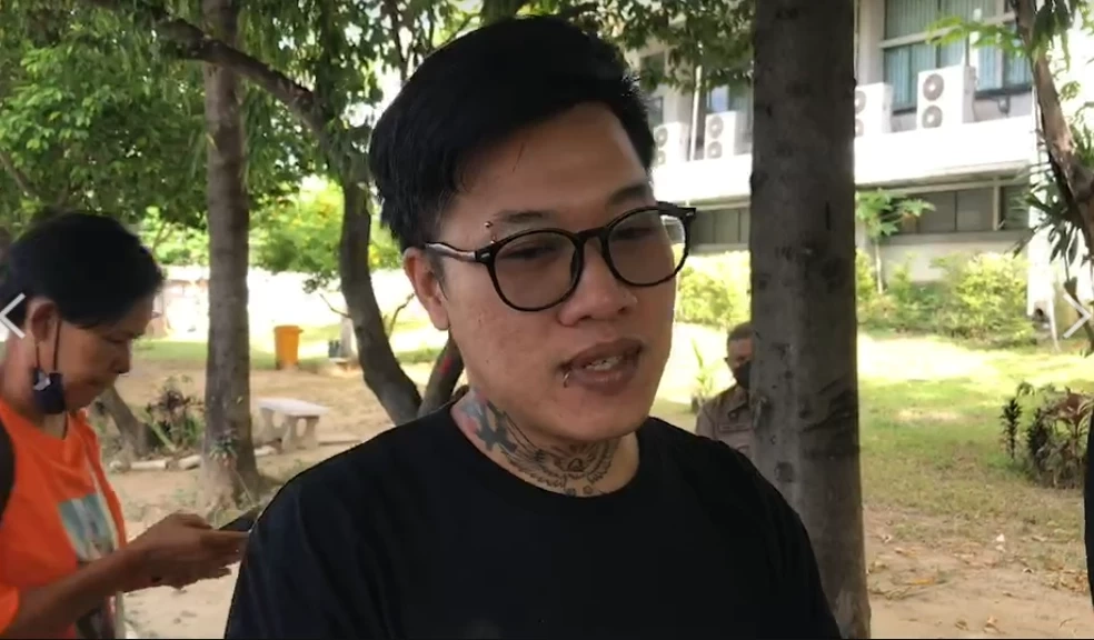 นายชูเกียรติ แสงวงค์ หรือ จัสติน