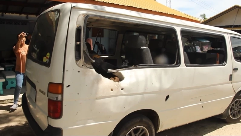 โจรใต้สุดชั่ว ลอบบึ้มทหาร - พระสงฆ์ รือเสาะ ขณะออกบิณฑบาต เจ็บรวม 5 ราย