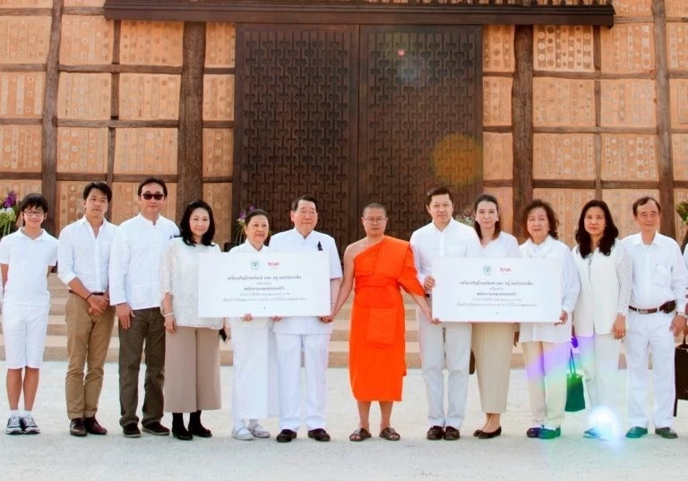 เปิดประวัติ "คุณหญิงเทวี" เจียรวนนท์ ตลอด 62 ปีที่เคียงคู่ "เจ้าสัวซีพี"