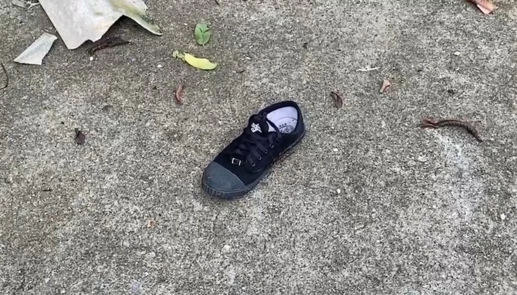 เพื่อนนักเรียน ม.3 ดิ่งเสาสัญญาณโทรศัพท์ มอบหลักฐานครูกดดัน-บังคับคุกเข่า