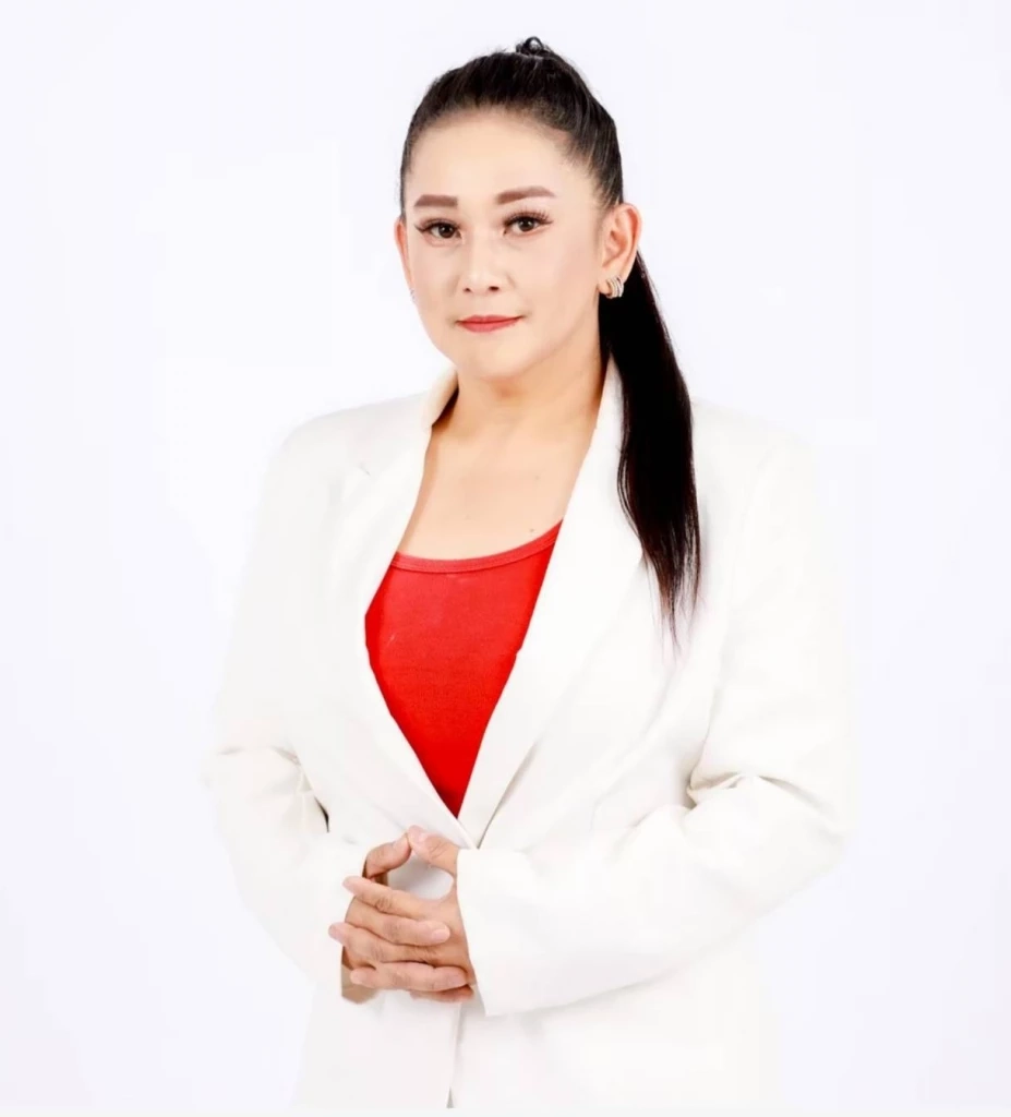 ตรีชฎา ศรีธาดา