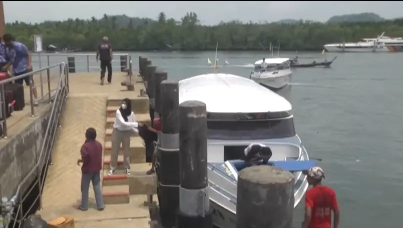 ท่าเทียบเรือปากบารา