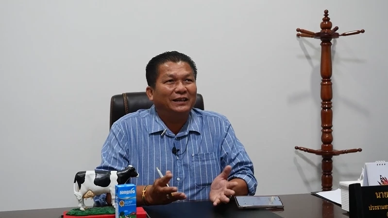 นายกล้าหาญ แก้วจีน ประธานกรรมการสหกรณ์โคนมหนองโพราชบุรี