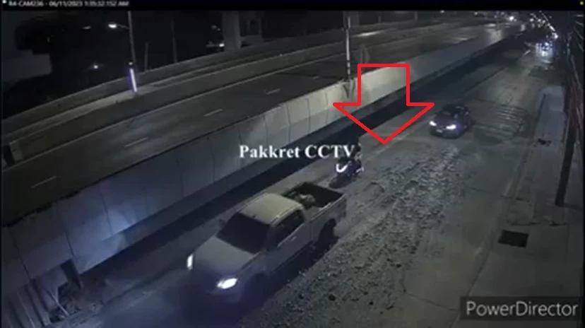 เปิดคลิป รถบรรทุกมักง่ายไม่คลุมกระบะ ดินตกเรี่ยราด รถเหยียบเสียหลักชนยับ