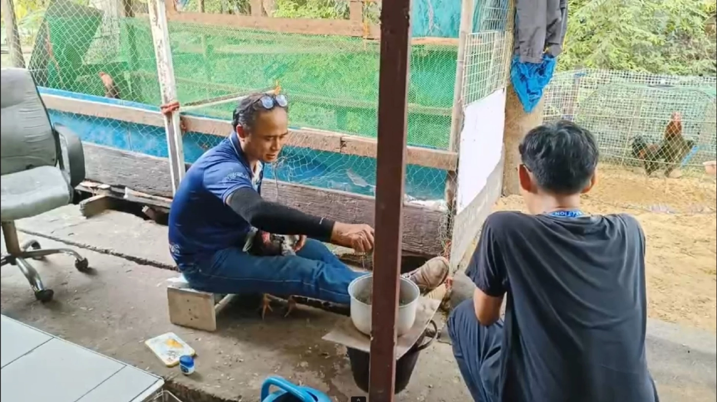 พ่อค้าร้านอีสาน ตกใจเหตุยุบตัวทางเลื่อนสนามบิน เหยื่อคนคุ้นหน้าตา
