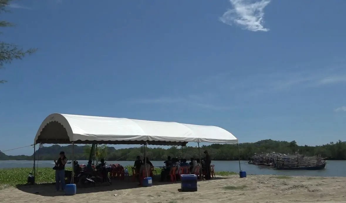 ม็อบเรือประมง ประกาศยกระดับปิดร่องน้ำปากบารา ทวงสัญญาหน่วยงานรัฐ