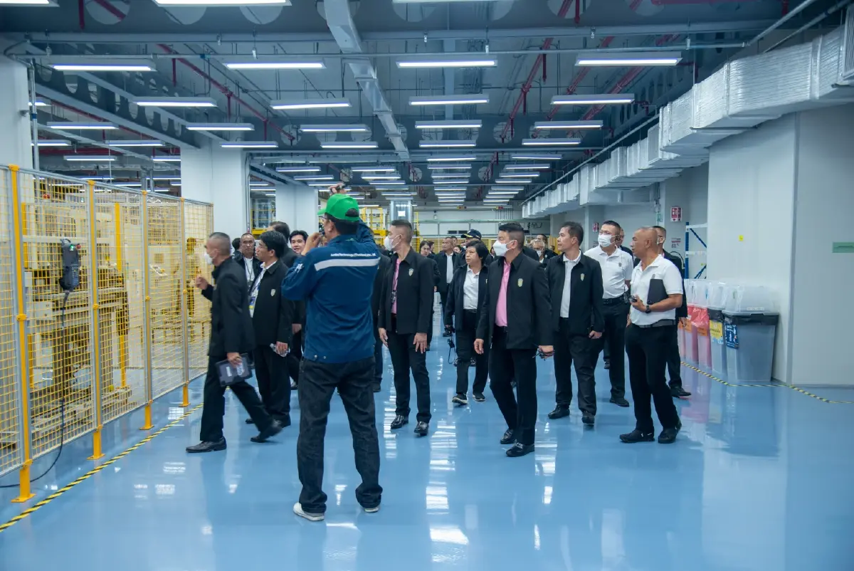 EA เปิดบ้านต้อนรับ วปอ. เยี่ยมชม Gigafactory แห่งแรกใน SE Asia