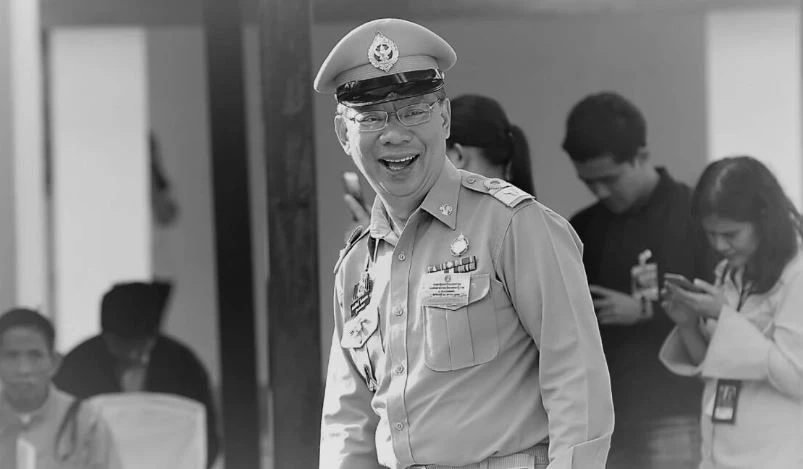 นายณรงค์ศักดิ์ โอสถธนากร ผู้ว่าฯ ปทุมธานี หรือ ผู้ว่าฯหมูป่า 