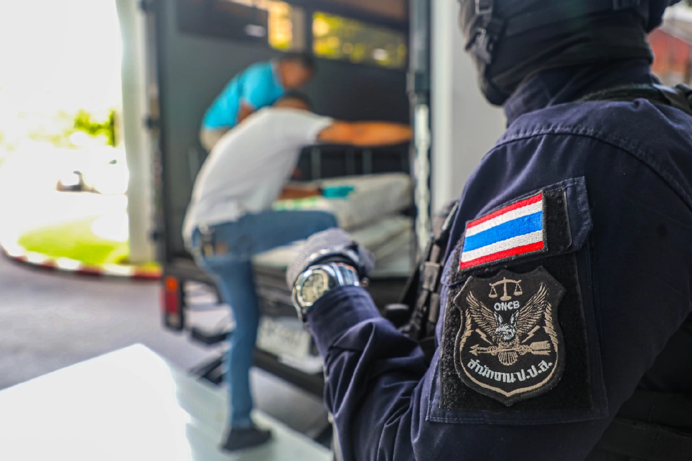 ป.ป.ส. ทลายขบวนการขนยาไปประเทศที่สาม ยึดไอซ์หนักเกือบตัน