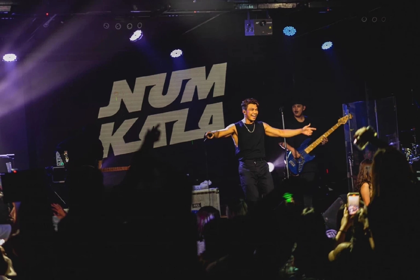 ส่องธุรกิจ หนุ่มกะลา นักร้องดังยุค Y2K ทำธุกิจอะไรอีกบ้าง คอข่าวไม่ควรพลาด