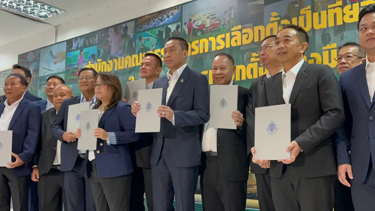 “ศักดิ์สยาม”ไม่หวั่นถูกเช็คบิลการเมือง ยัน"ภท."ทำตามครรลองประชาธิปไตย