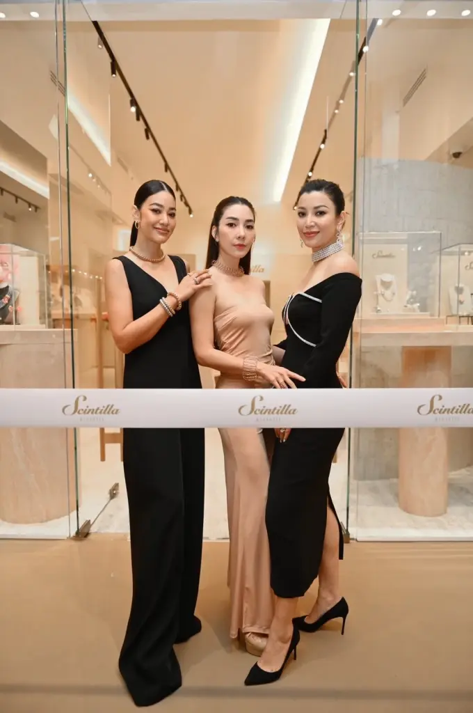 สามสาวตัวแม่ วุ้นเส้น-เอมมี่-พิตต้า ประชันโฉม เซ็กซี่กินกันไม่ลง