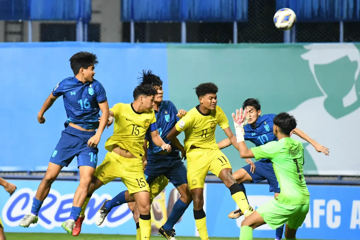 "ทีมชาติไทยU17"  ทุบ มาเลเซีย 3-0 การันตีลิ่วน็อกเอาต์
