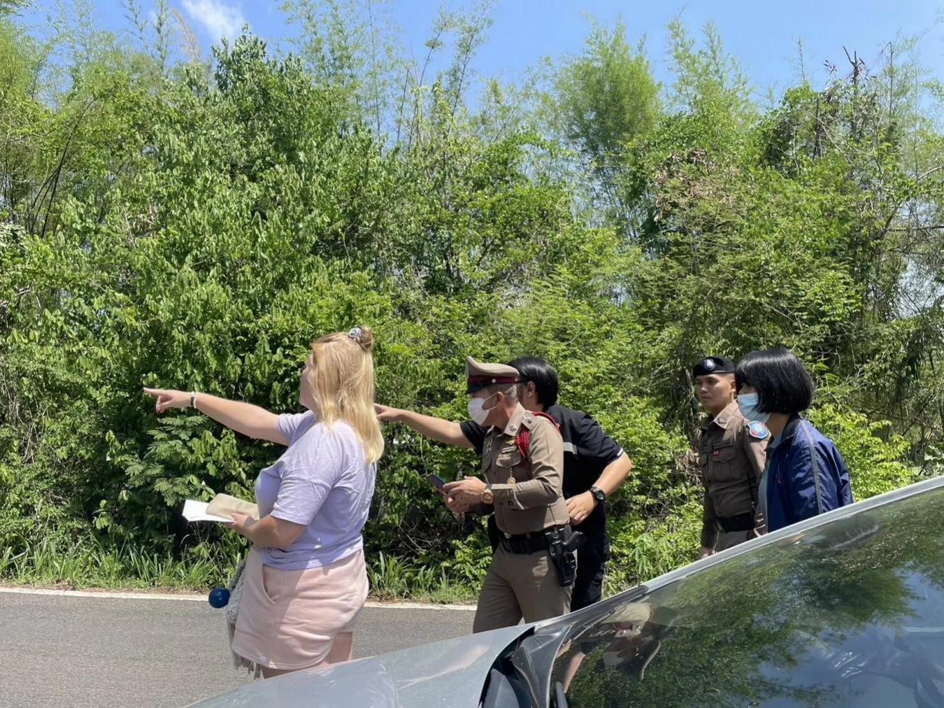 ตร.พาแหม่มสาว เหยื่อหนุ่มหื่น ลูกจ้าง อช.เอราวัณ ยื่นขอรับการเยียวยา