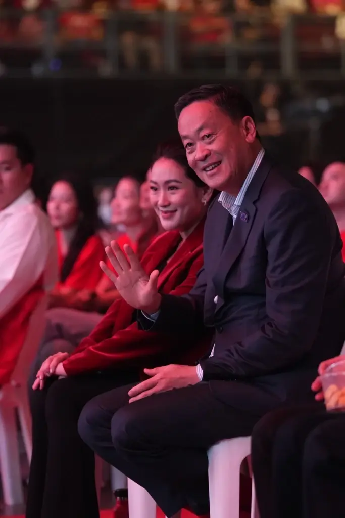 "เศรษฐา" ฟาด "สุพัฒนพงษ์" โยนบาป หนี้พุ่งยุคยิ่งลักษณ์ เพราะบริหารพลาดเอง