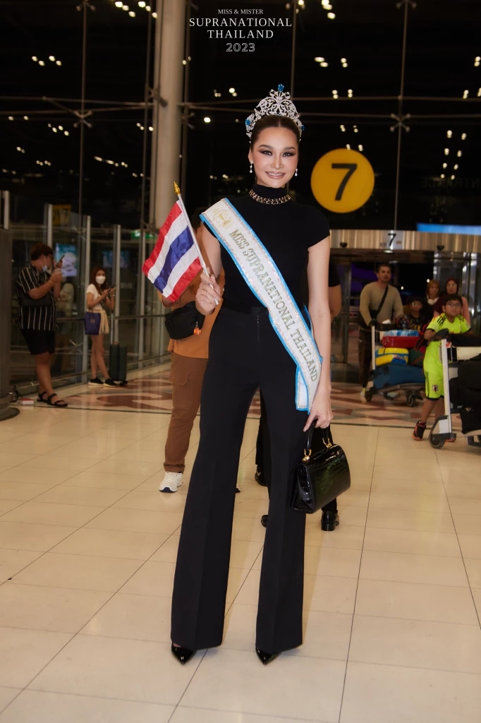 เฟิร์สหวัง- ธ๊อป ณฐนน บินไปโปแลนด์ พร้อมสู้ศึกคว้ามง Supranational 2023