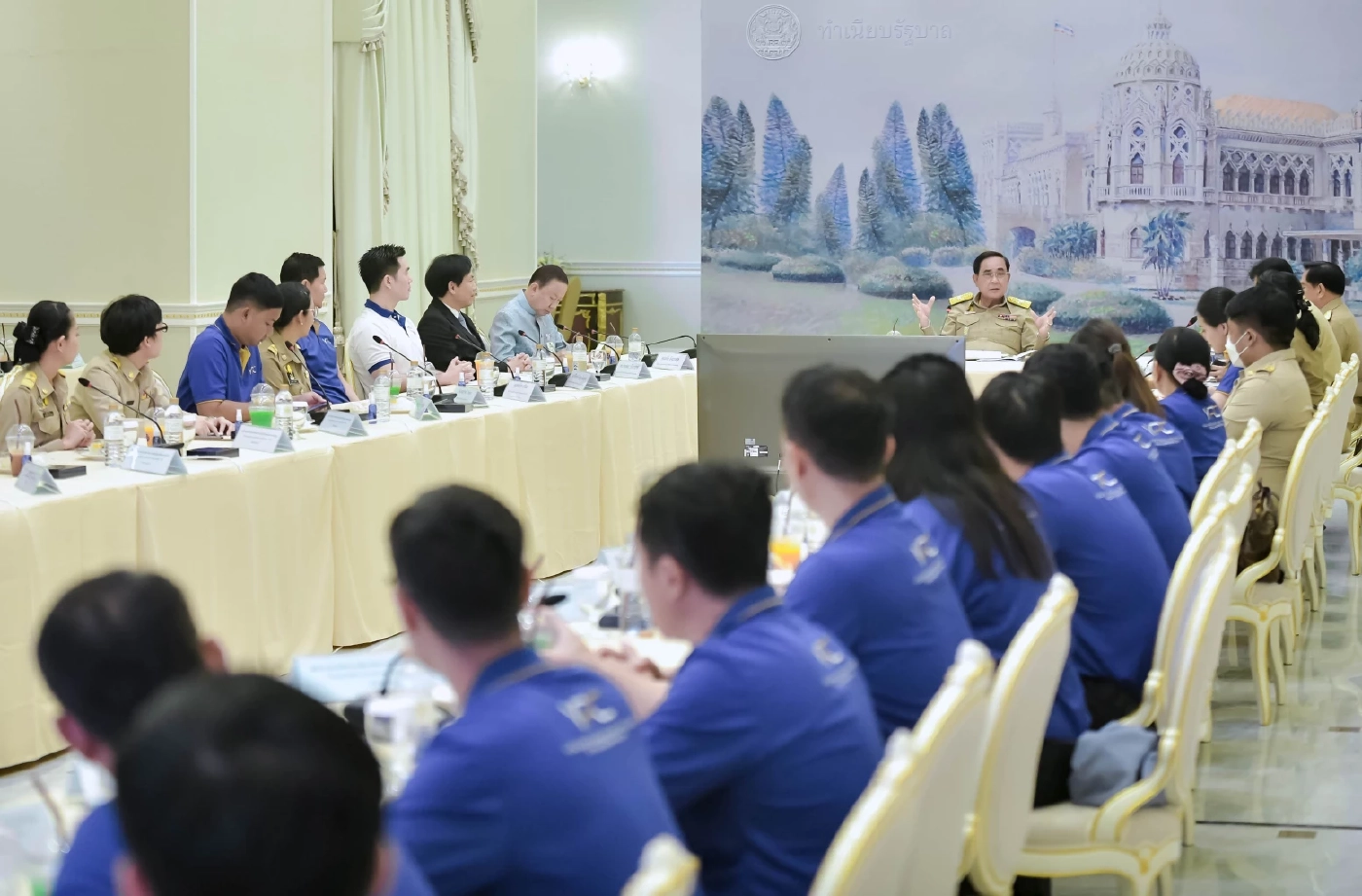 "อนุชา" ลั่น รัฐบาลยังไม่ต้องเก็บของ จะนั่งทำงานจนกว่าจะมี ครม.ใหม่