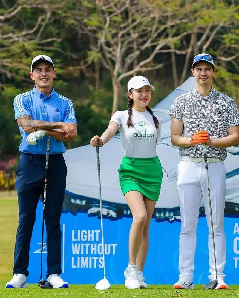 'สงกรานต์' เปิดตัวแล้วหรอ? ชาวเน็ตแซวไม่ต้องสืบแล้ว มุมเดียวกันเป๊ะ!