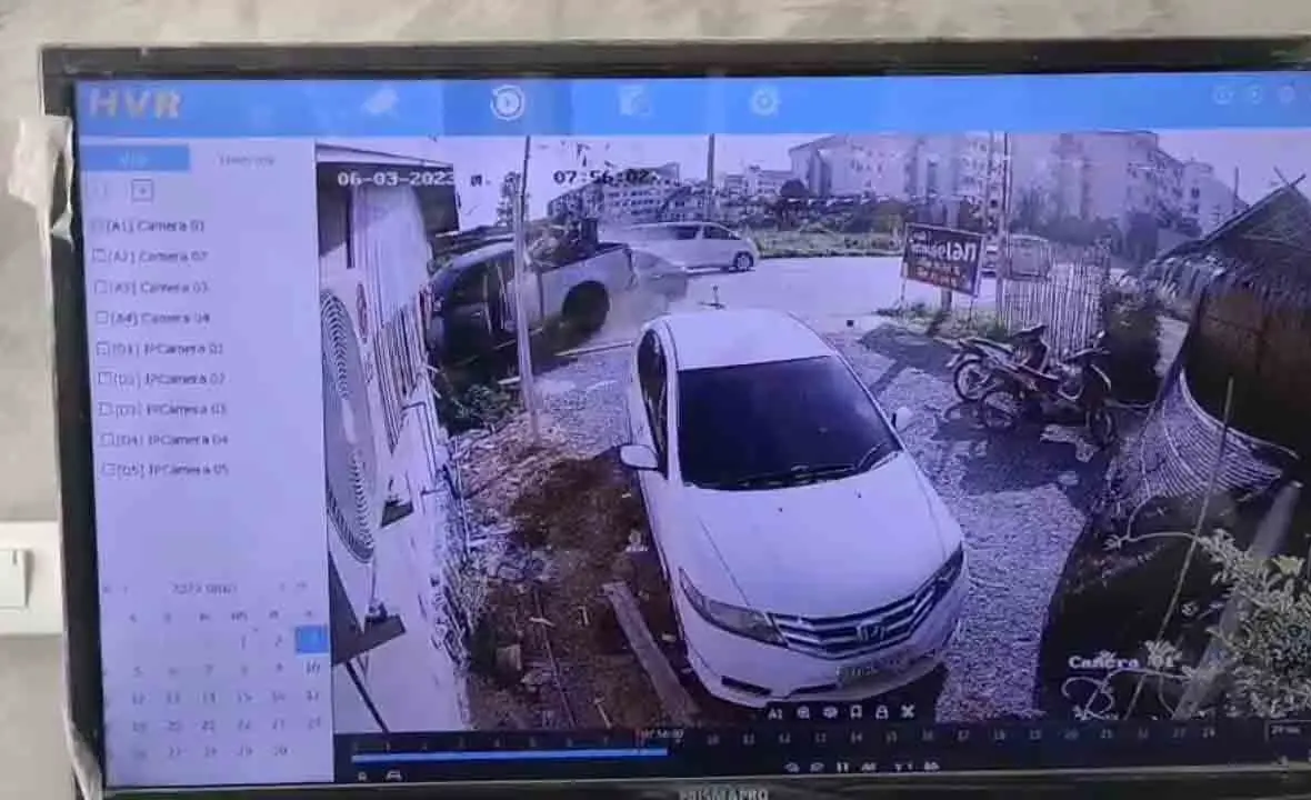 พ่อขับรถพาลูก 4 เดือน ไปหาหมอ เกิดวูบชนท้ายกระบะ เมียสาหัส-ลูกดับ