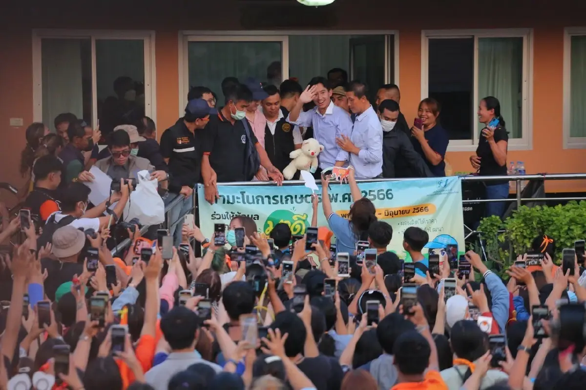 ก้าวไกล จ่อเปลี่ยนบทบาทกระทรวงดิจิทัล เปิดข้อมูลภาครัฐทั้งหมดให้เป็น “รัฐเปิดเผย”