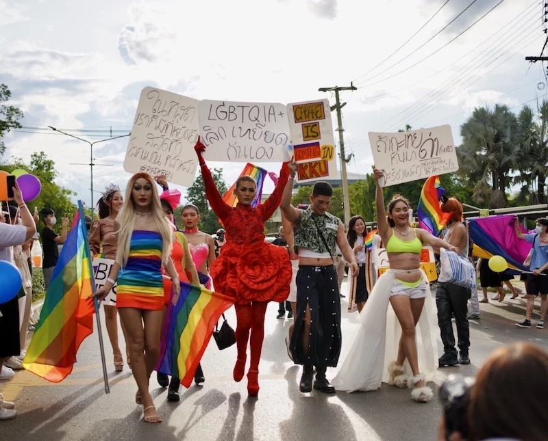 ธนกร หนุน หลากหลายทางเพศ ยกคำ บิ๊กตู่ แตกต่างแต่ไม่แตกแยก เคารพสิทธิ์คนอื่น