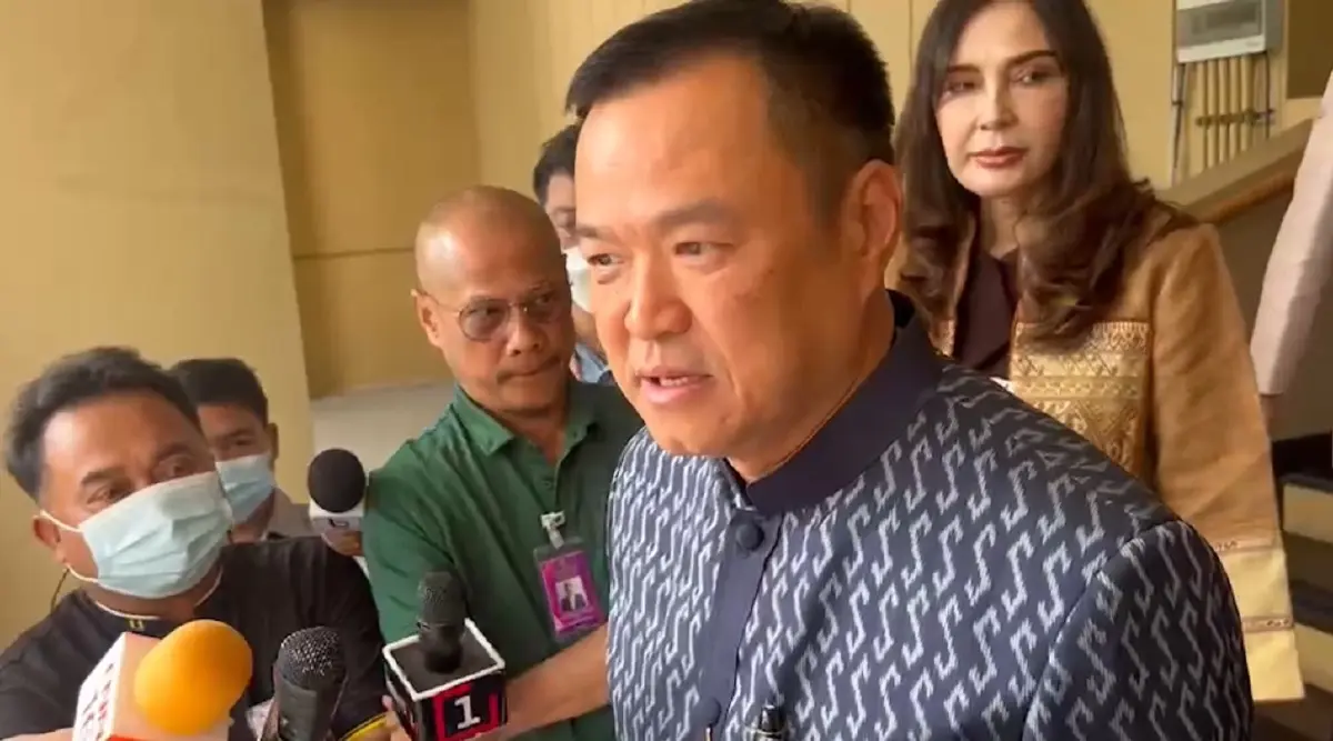 "อนุทิน"เข้าทำเนียบฯวันเเรก หลังเลือกตั้ง เผยยังไม่ดีลการเมืองกับใคร