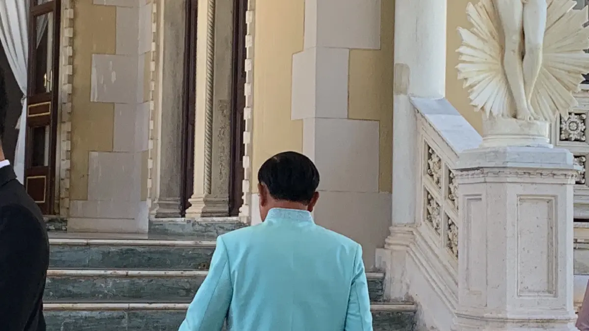 "พล.อ.ประยุทธ์" ลาราชการครึ่งวัน เข้าประชุม "รทสช." บ่ายนี้