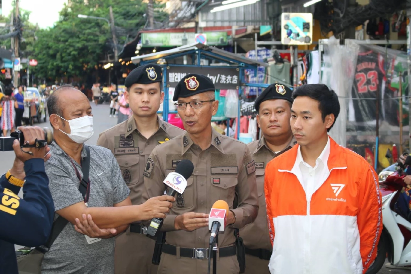 ตร.ชนะสงคราม เร่งติดต่อ “สาวญี่ปุ่น” กลับมาเผยปมหมอนวด ล่วงละเมิด