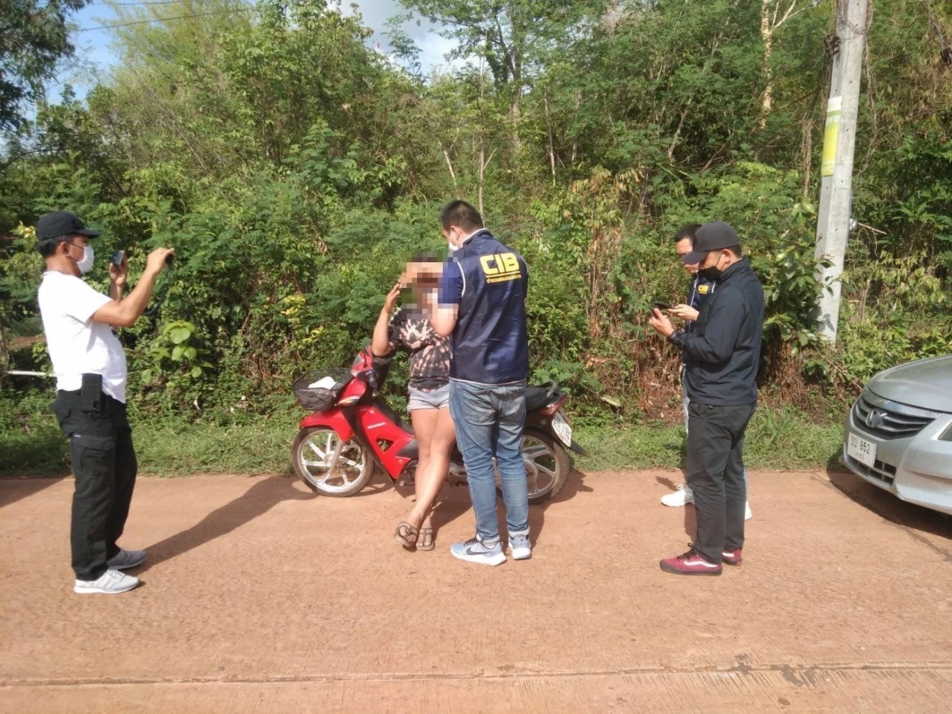 รวบสาวสอง ลวงเยาวชนเมืองสกลฯ ส่งค้ากามผ่านทวิตเตอร์