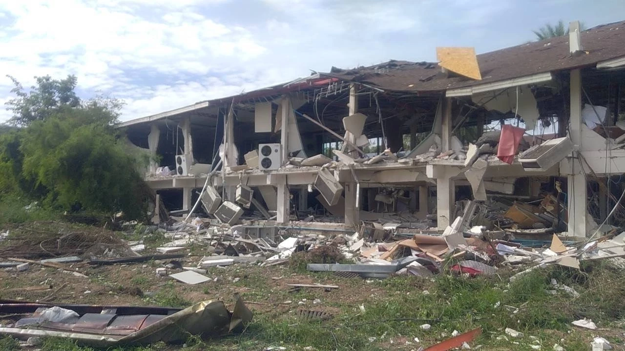 ด่วน! เกิดแก๊สระเบิด "โรงแรมเดอะคาแนล" ราชบุรี อาคารทรุดตัว 