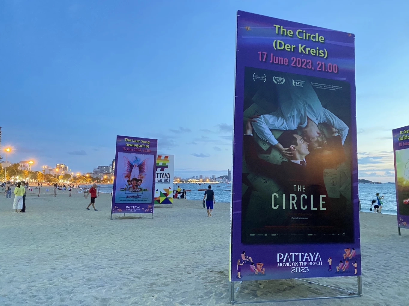 เปิดงานเทศกาล "Pattaya Movie on the Beach 2023" ฉายหนังกลางแปลง ริมหาดพัทยา