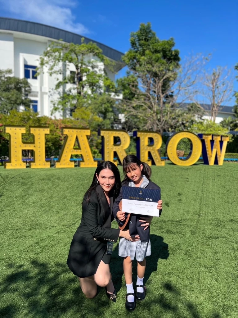 เมย์ ปทิดา โพสต์ซึ้ง น้องมายู รับรางวัล