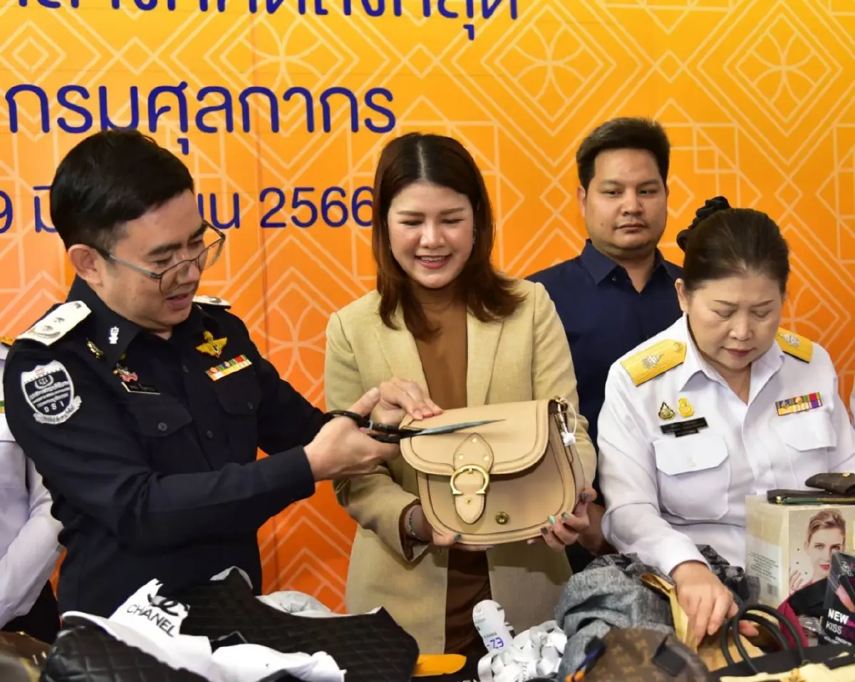กรมศุลฯ เผาสินค้าเถื่อน มูลค่ากว่า 57 ล้านบาท