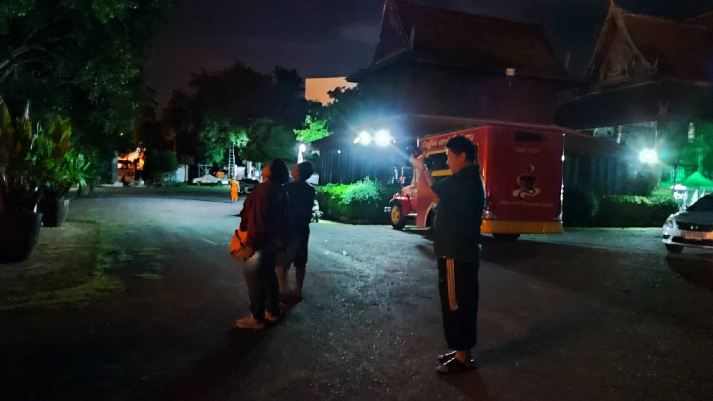 ตื่นตา ค้างคาวแม่ไก่ บินว่อน พระเจดีย์หลวง วัดราชบูรณะพิษณุโลก