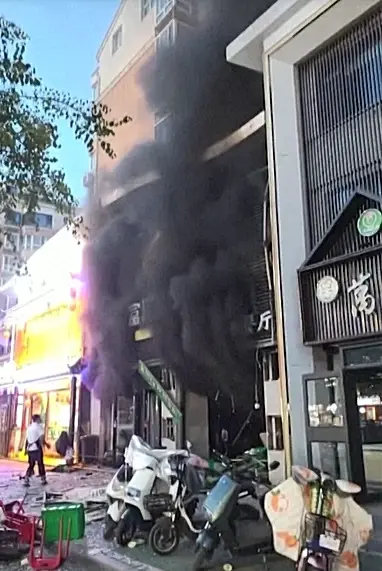 แก๊สระเบิดในร้านปิ้งย่างในจีน เสียชีวิต 31 ราย