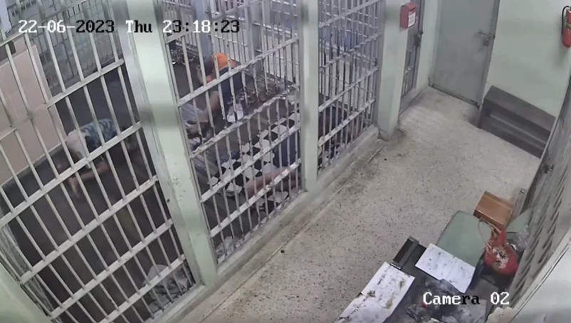 วงจรปิดจับภาพนาทีเกิดเหตุ ผู้ต้องหาโหม่งพื้นหนีความผิด