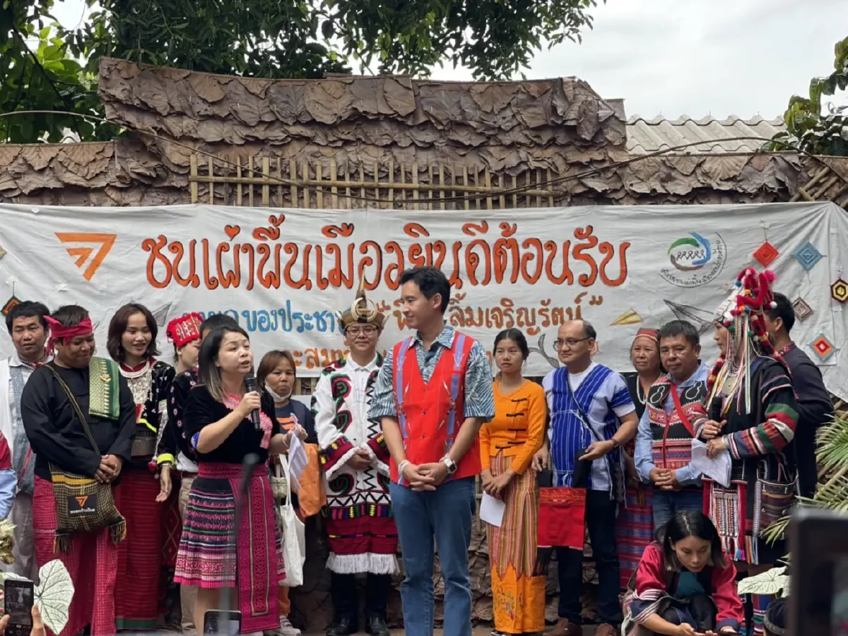 ส.ว.สมชาย จี้ กกต. ยื่นศาลรัฐธรรมนูญ ชี้ขาดคุณสมบัติ พิธา เตือนระวังเจอ ม.157
