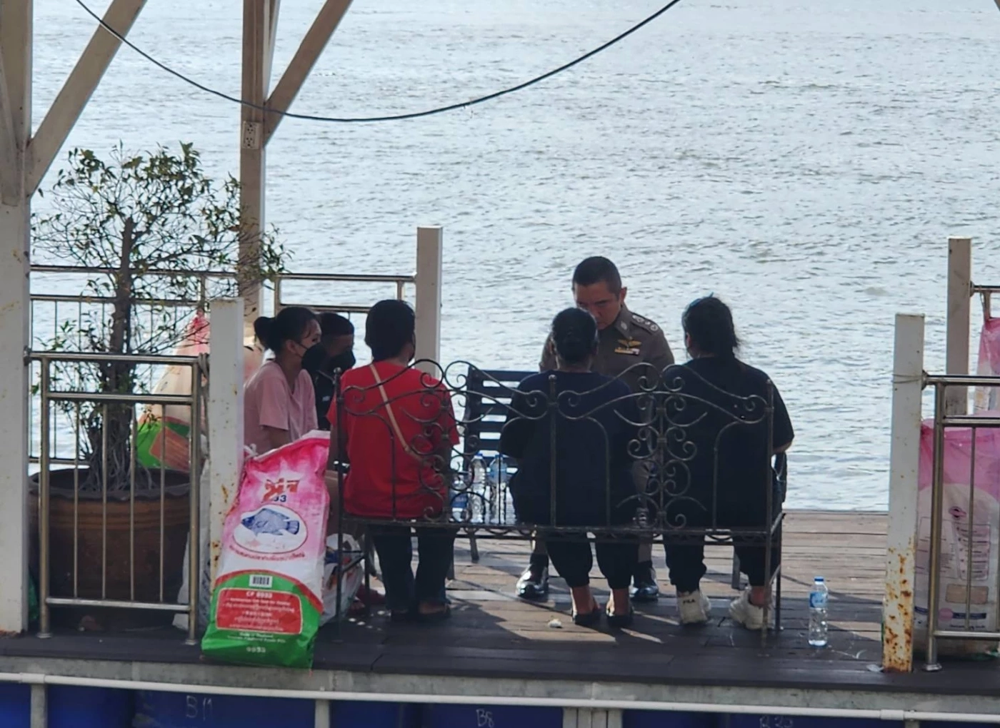 ด่วน ตำรวจเจอแล้ว 5 ชีวิตหายปริศนา พบที่วัดช่องลม นนทบุรี