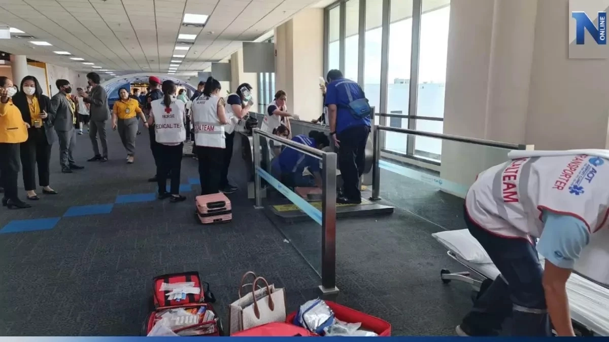 พ่อค้าร้านอีสาน ตกใจเหตุยุบตัวทางเลื่อนสนามบิน เหยื่อคนคุ้นหน้าตา