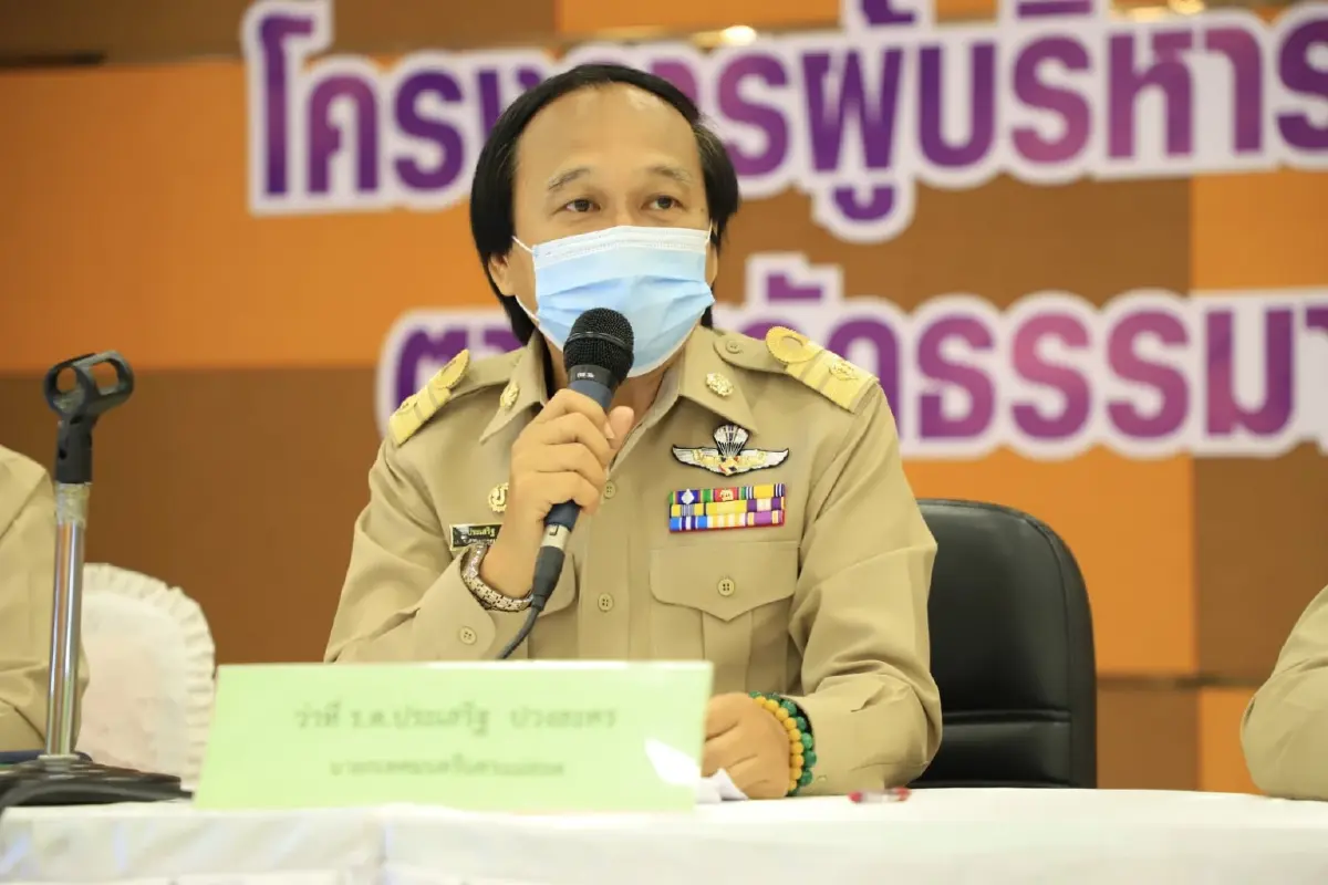 นายประเสริฐ ปวงละคร นายกเทศมนตรีนครแม่สอด 