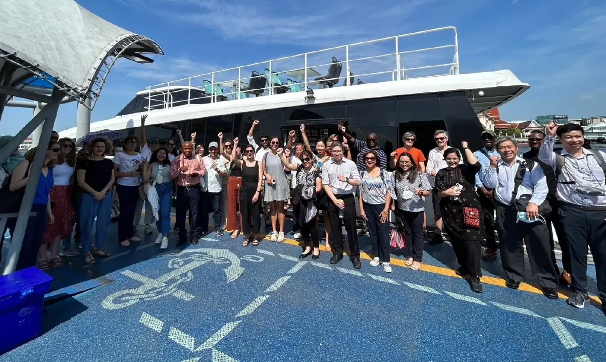 MINE Smart Ferry บจ.ไทยสมายล์ โบ้ท