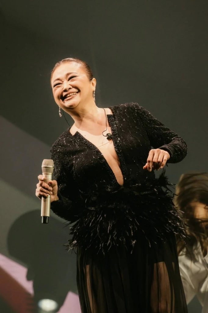 ไปดูมาแล้ว เกินคิ้ม Concert เกินคาด เกินคุ้ม 