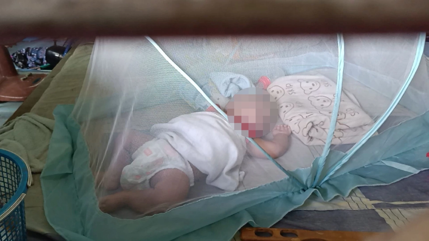 ชาวเน็ตตามหาด่วน ผัวเมียแสบ ทิ้งลูกน้อยให้ยายชราดูแล แถมก่อหนี้ไว้เพียบ