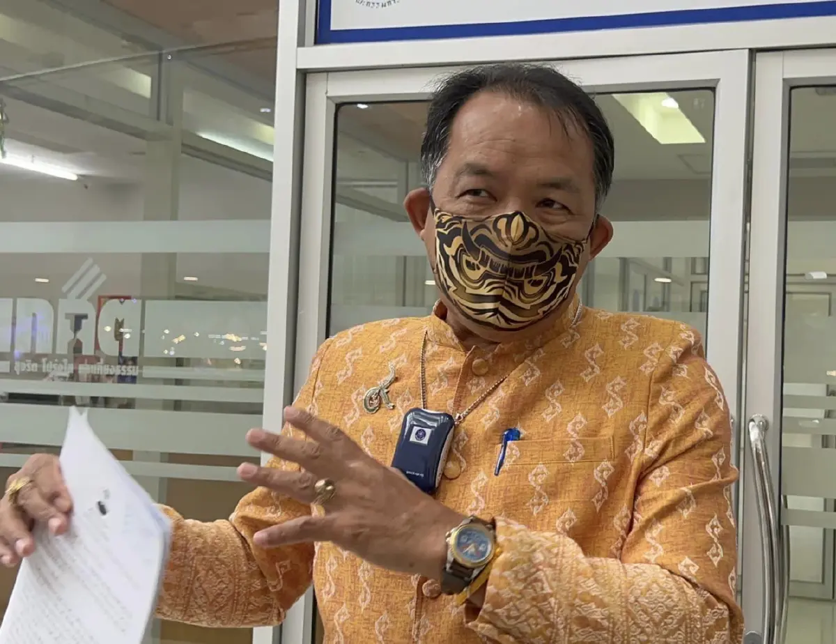 "ศรีสุวรรณ" มาแล้ว จี้ กกต.เอาผิด "กัณวีร์-พรรคเป็นธรรม" หาเสียงแอบอ้างตระกูลสืบแสง