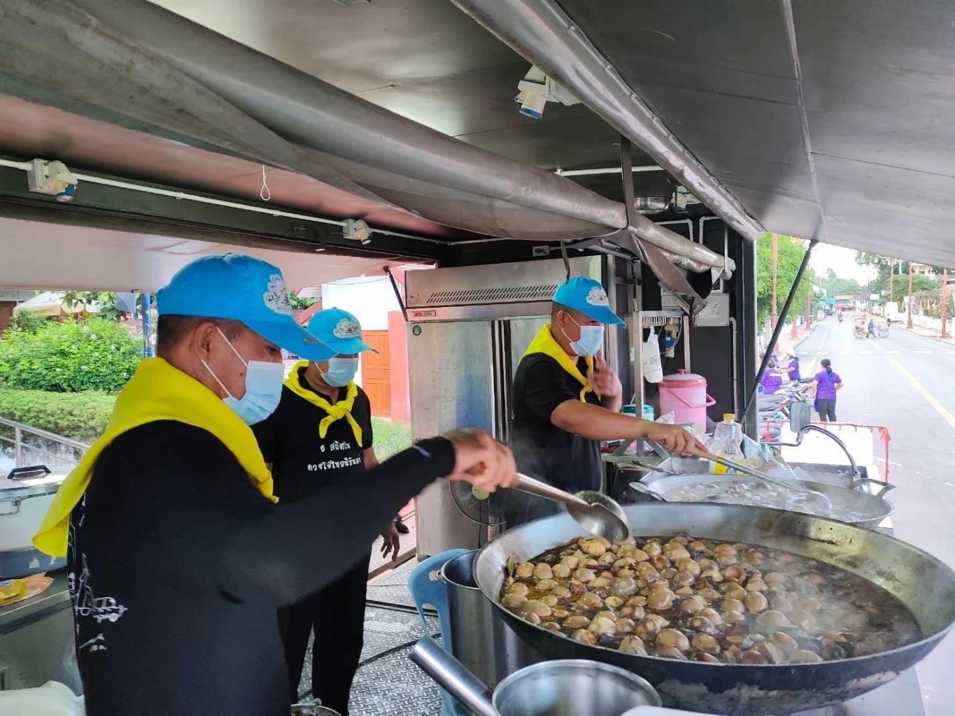 "กองทัพบก" ส่งทหารเข้าช่วยน้ำท่วม "สตูล-ภูเก็ต" พร้อมรับมือฝนตกหนัก