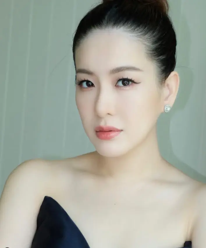 ได๋ ไดอาน่า โพสต์สั้น ไม่รู้เกี่ยวกับชูวิทย์แฉ ทักษิณยกเลิกกลับไทยหรือไม่?
